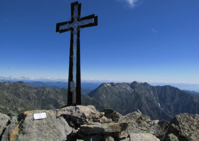 croce di vetta al Monte Cresto - foto di Corrado Martiner Testa